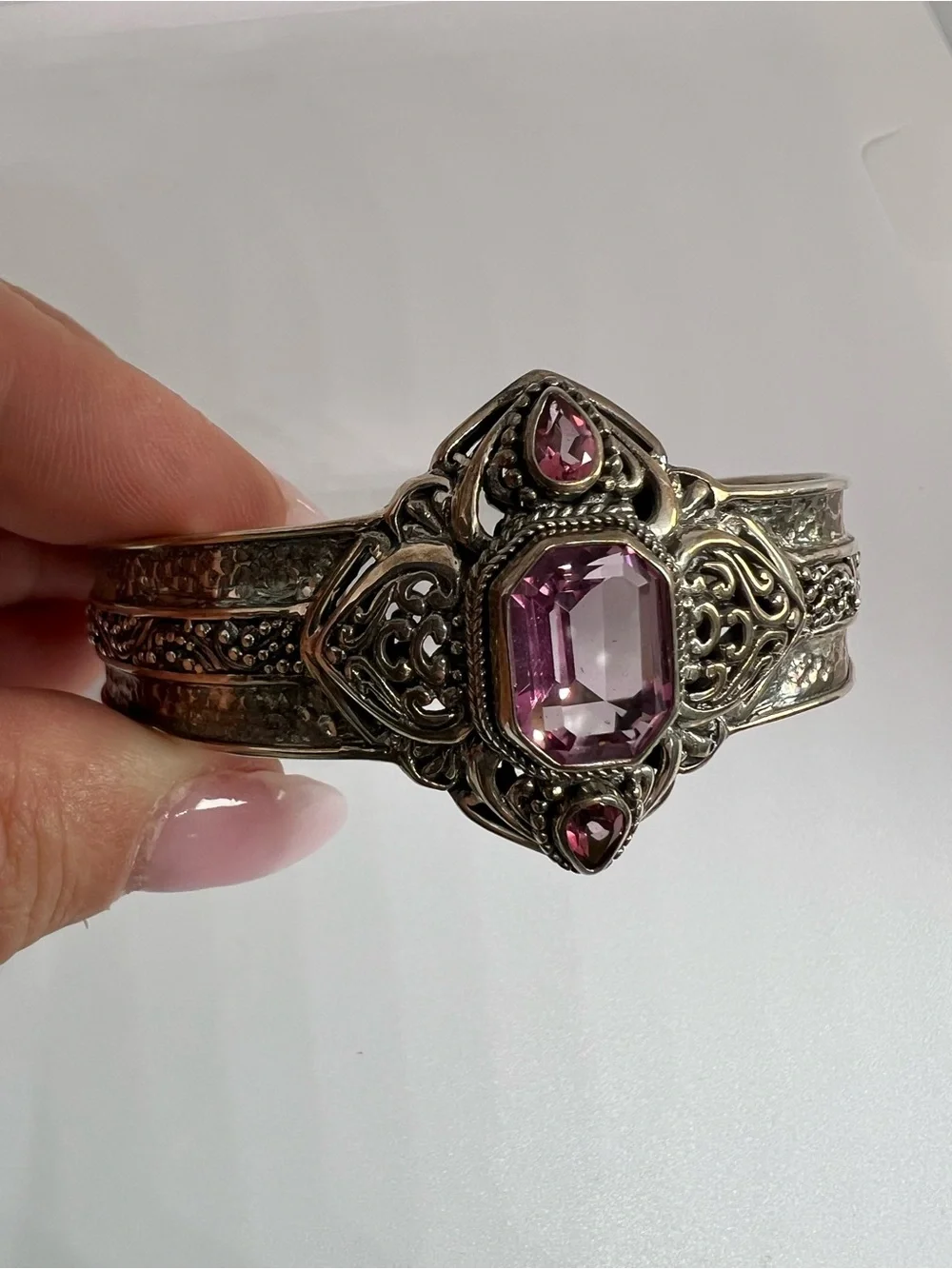 Stunning SARDA Sterling silver cuff bracelet with purple pink crystals - Picture 5 of 15